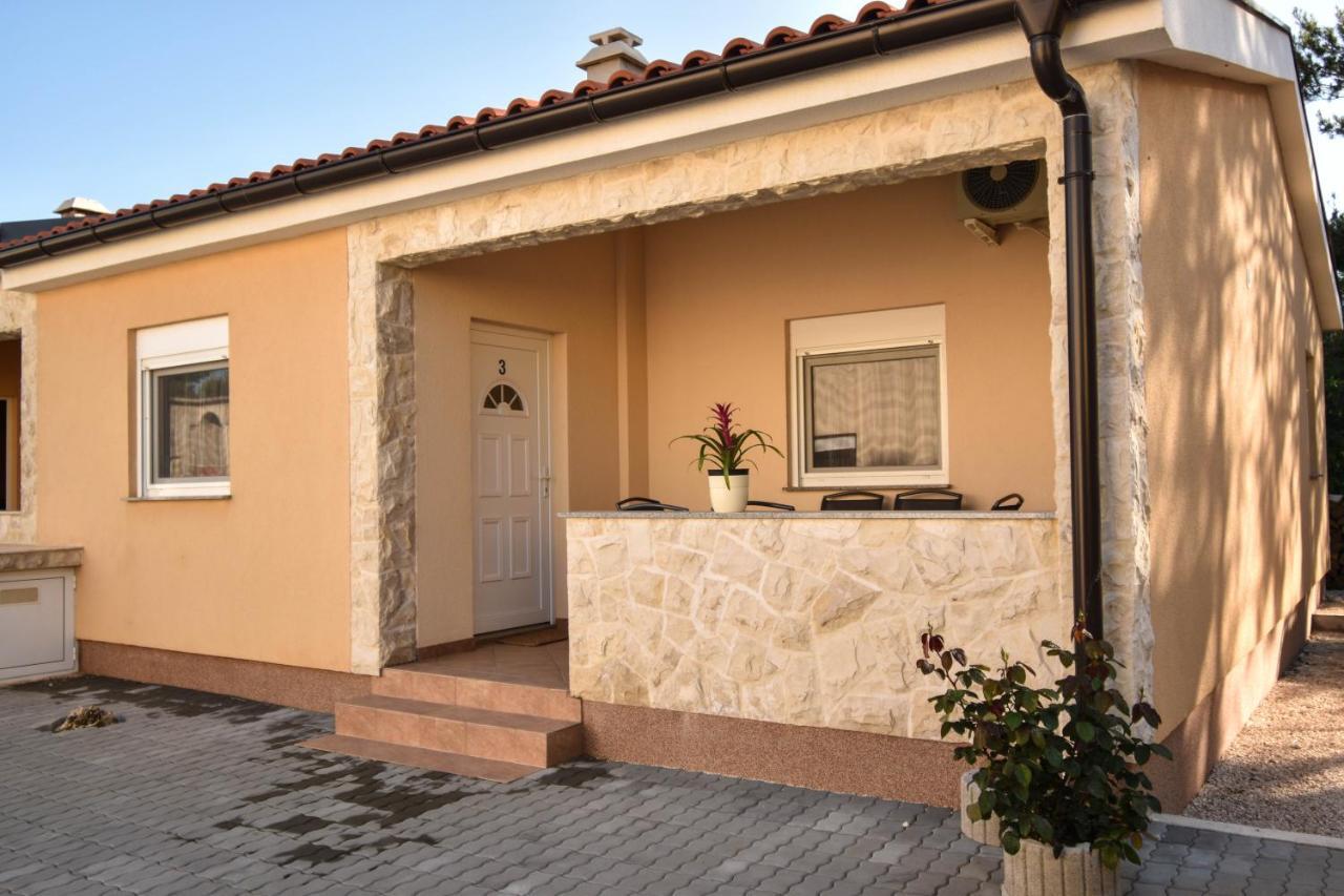 Apartmani Lukic Vir Exterior photo